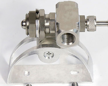 Installation details of atomizing nozzle